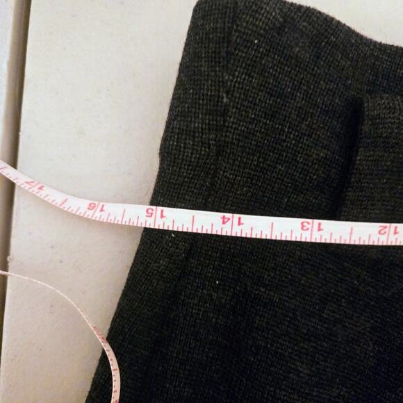 DKNY Vintage gray wool 2 piece sweater and pant set M - Picture 16 of 16